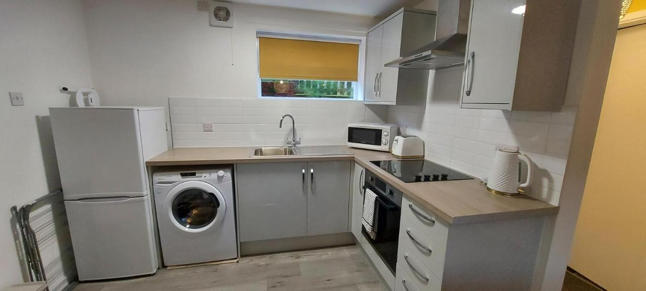 The Tackeroo Suite Hednesford Extérieur photo